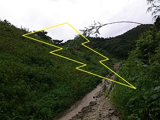 土砂崩れ 1 土砂崩れ 1
