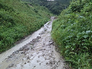 土砂崩れ 2 土砂崩れ 2